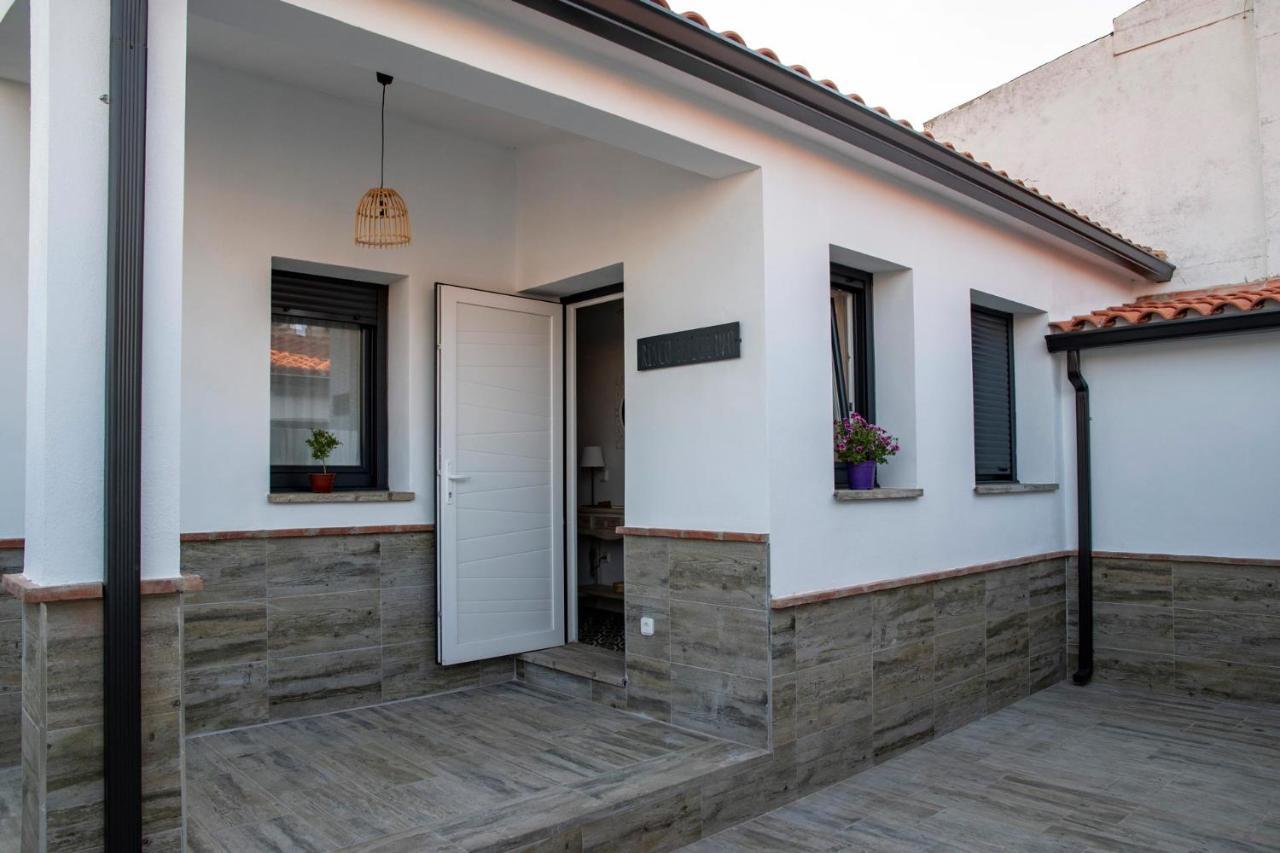 Apartamentos Rurales Helechosa, Las Tres Penas Exterior photo